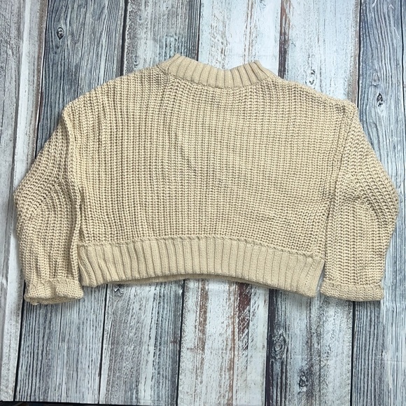 Moon & Madison Cream Sweater Sz M - Picture 2 of 12